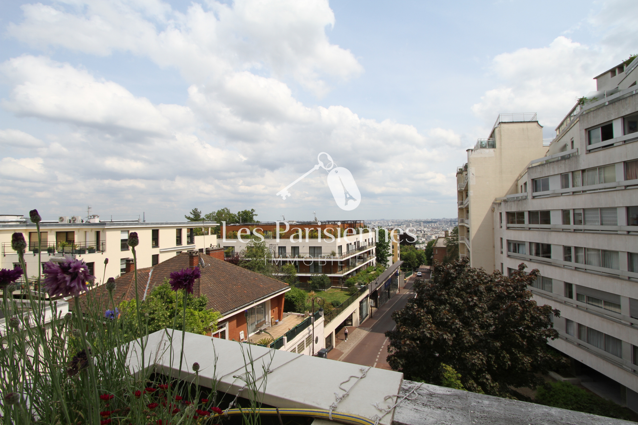 vente SAINT CLOUD MONTRETOUT APPARTEMENT 3 CHAMBRES Les